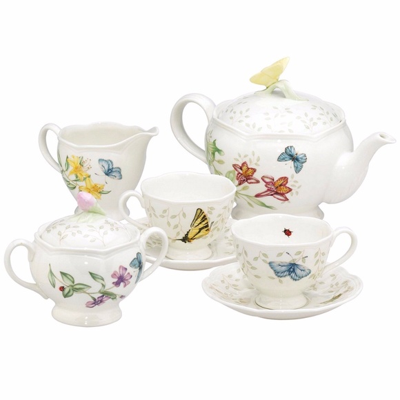 Lenox Other - Lenox Teapot, Creamer, Sugar Bowl, 2 Cups, Saucers